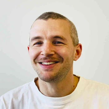 Portraitfoto Tobias Tobar
