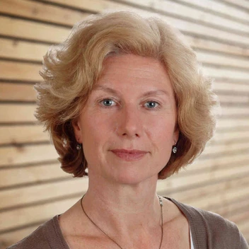 Portraitfoto Barbara Jirmann